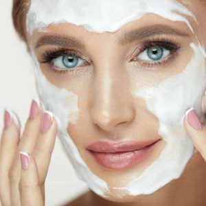 Neuer Trend Hybrid-Kosmetik