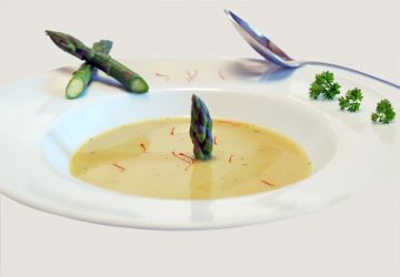 Cremsuppe mit Spargel
