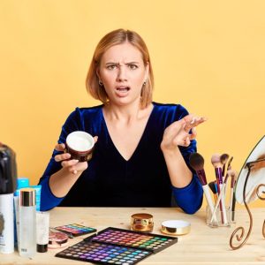 abgelaufene Kosmetik