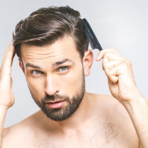 Haarpflege für Männer im Sommer