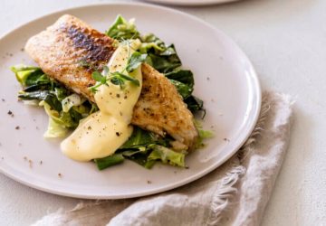 Buntbarsch mit Spitzkohl