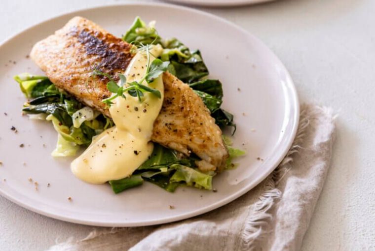 Buntbarsch mit Spitzkohl